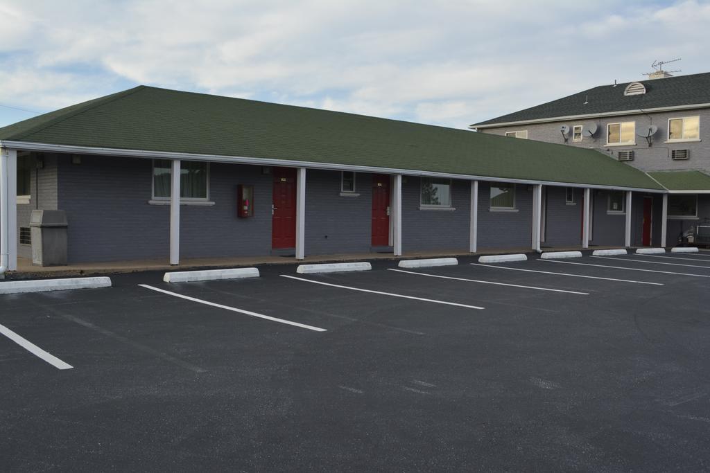 Red Carpet Inn & Suites New Cumberland Exterior foto